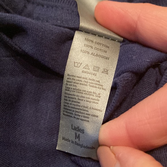 Yellowstone Women’s crewneck shirt - Beth Dutton - Picture 2 of 2